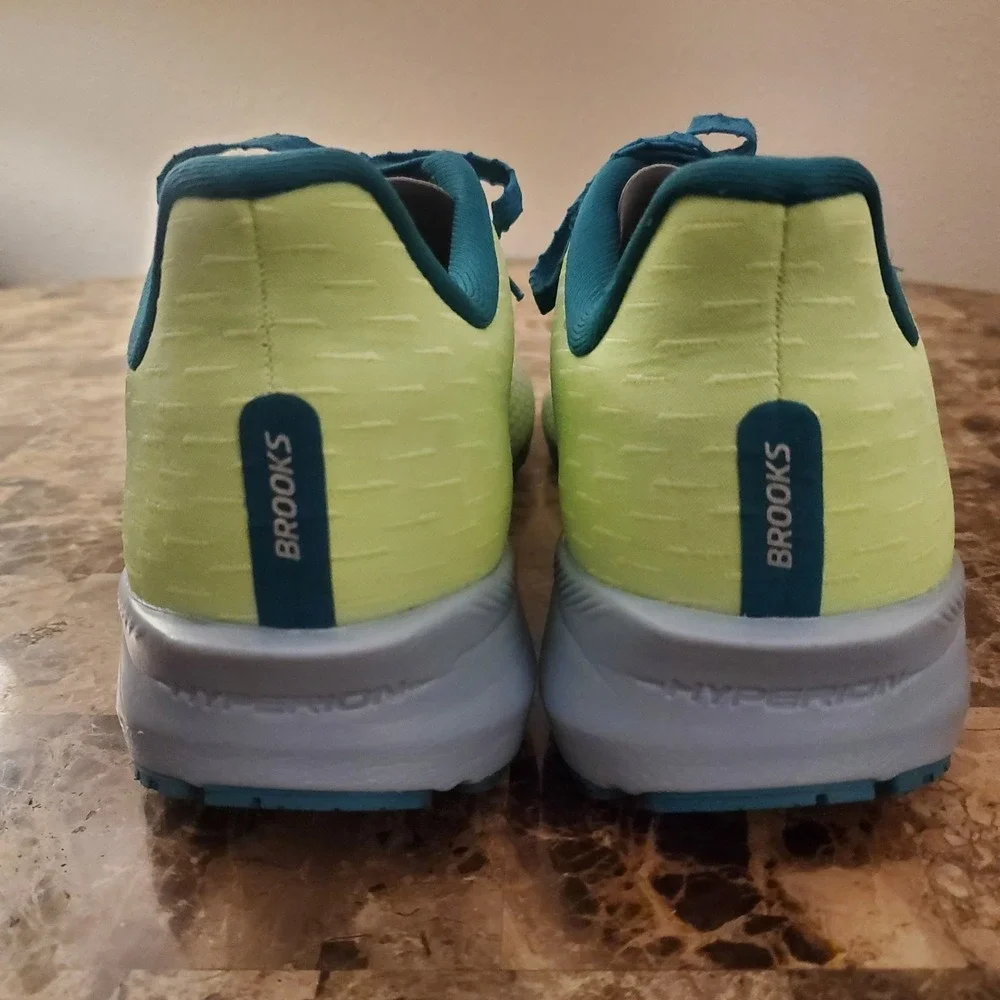 Brooks Men's Hyperion Tempo In Green Kayaking Size 11.5 US MSRP $150 running gym